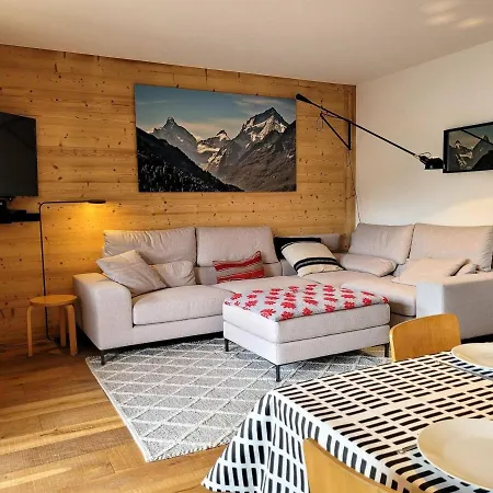 De Charme Avec Jacuzzi Et Parking, 6 Pers. Aux Gets - Fr-1-598-92 Apartment *