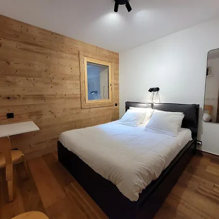 De Charme Avec Jacuzzi Et Parking, 6 Pers. Aux Gets - Fr-1-598-92 Apartment *